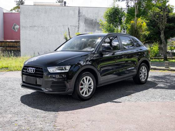AUDI Q3 2.0 TFSI AMBIENTE QUATTRO 4P GASOLINA S TRONIC